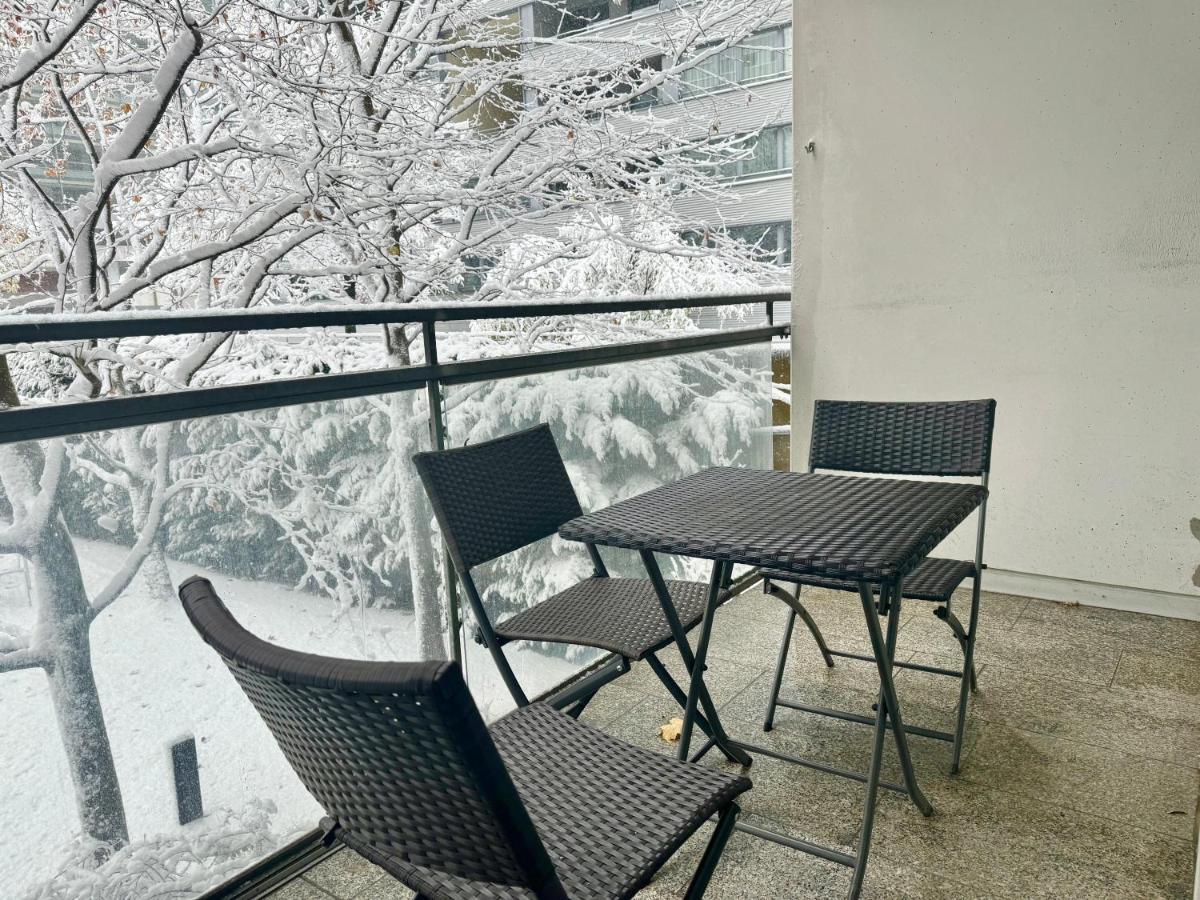90 M2 Maisonette With Free Parking Appartement *